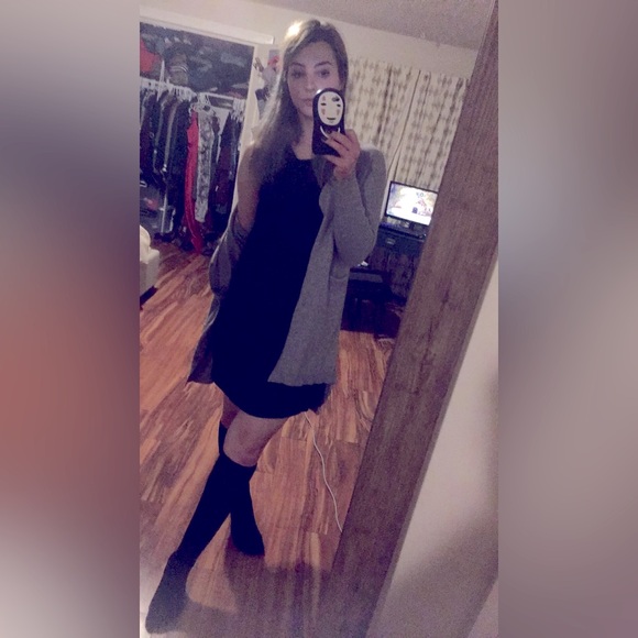 Meet your Posher, Jessica - Picture 3 of 3